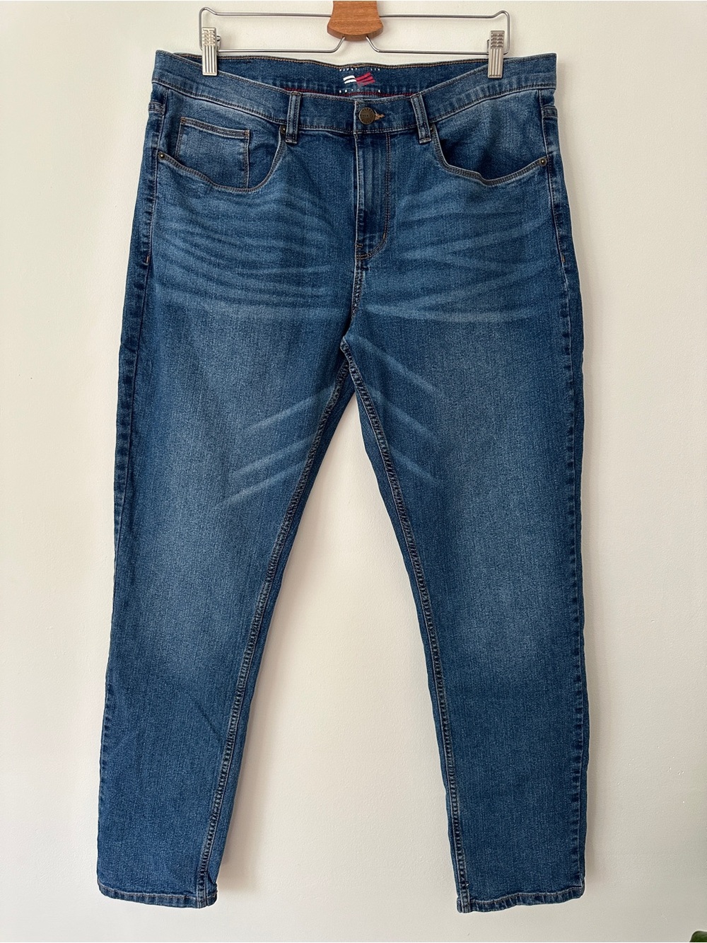 Perry Ellis America Men’s Medium Wash Stretch Jeans Size 36x32